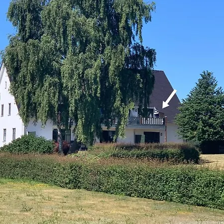 Auf Ruegen Mit Boddenblick Lägenhet