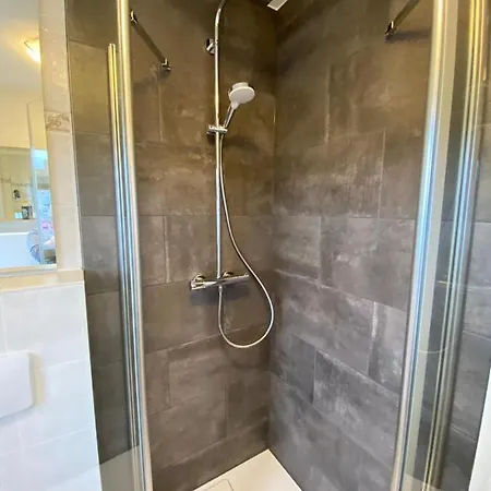 Apartamento Auf Rügen Mit Boddenblick