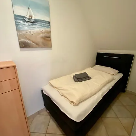 Appartement Auf Ruegen Mit Boddenblick