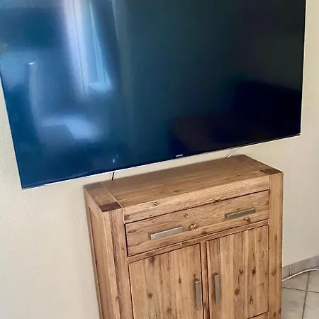 Apartamento Auf Rügen Mit Boddenblick Groß Zicker